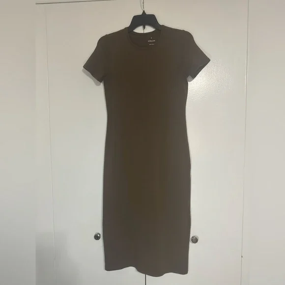 Everlane The Form Dress - Picture 7 of 13